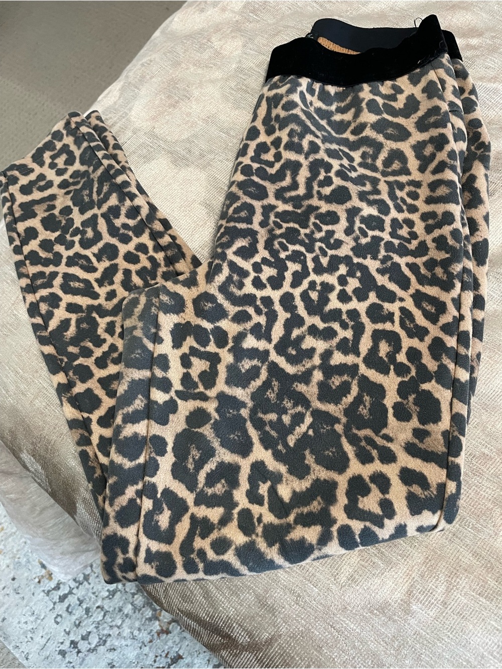 Zara Leopard Print Leggings - Black & Tan - like New